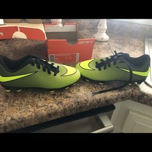 Youth Nike soccer cleats size 1